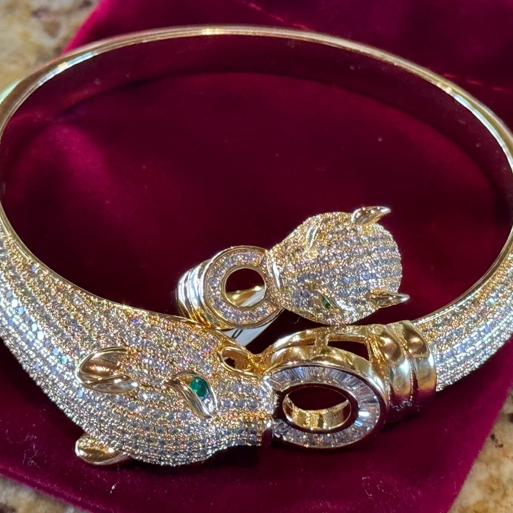 Crystal Kitten Ring In Gold Finish
